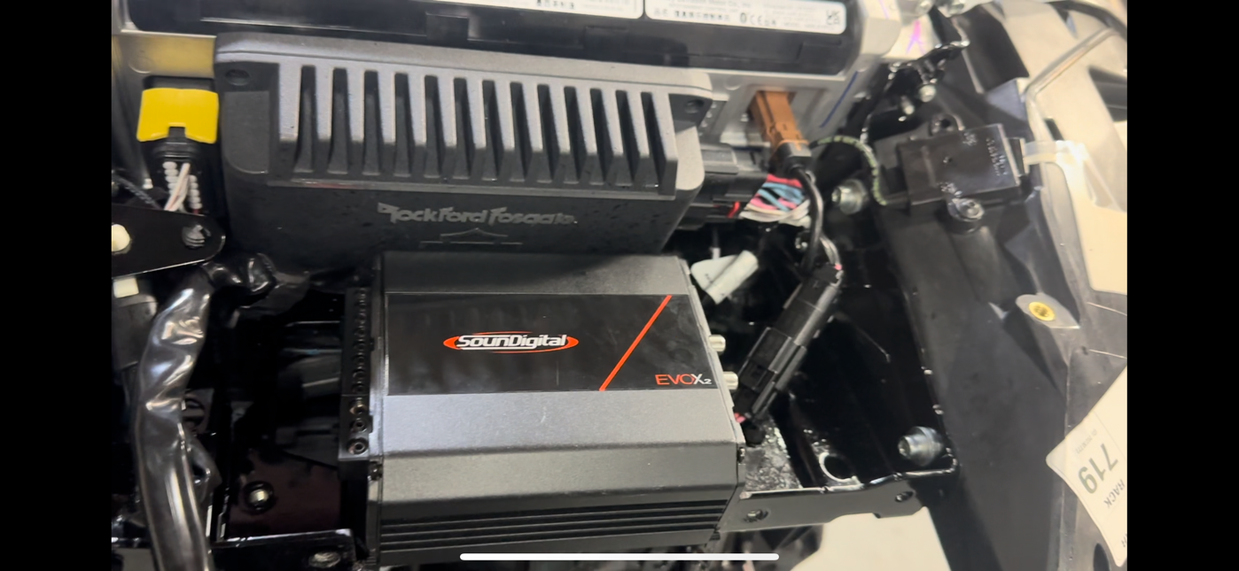 2023.5 / 2024 / 2025 Harley Davidson 4 speaker plug and play audio package with 800 watt amp and dsp